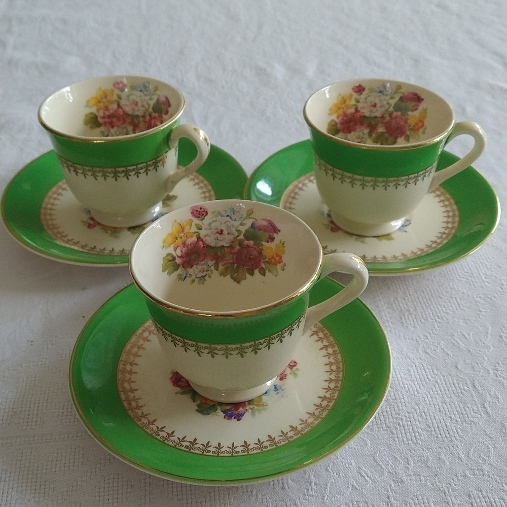Steubenville vintage demitasse coffee Expresso cups set of 3 apple green floral